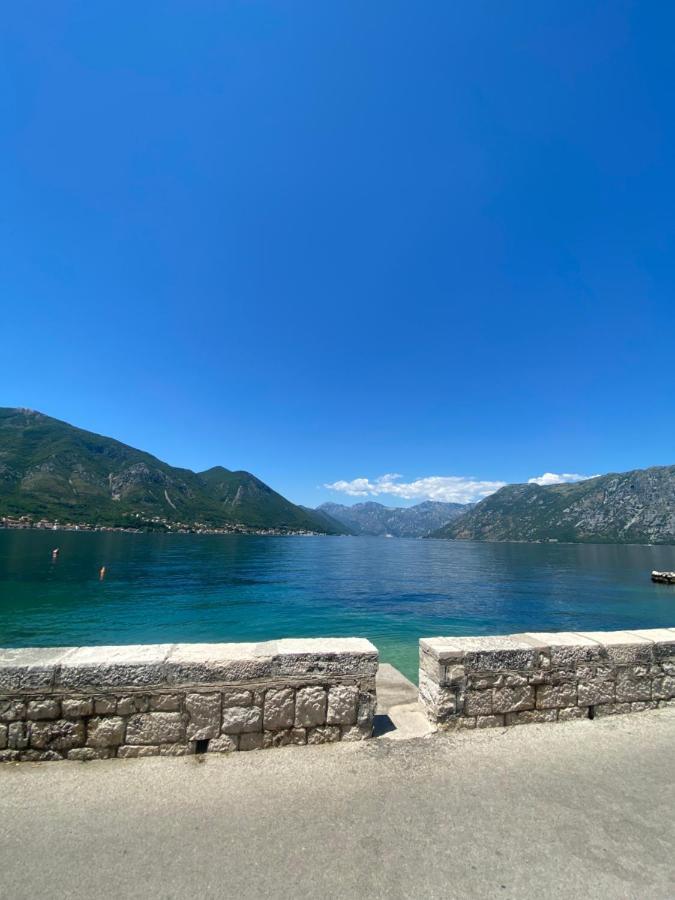 Mansarda Apartment Kotor Eksteriør bilde